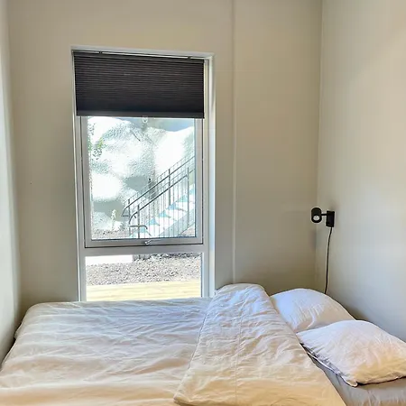 Brand-new 2025 Sunny Private Terrace - By The Sea Берген