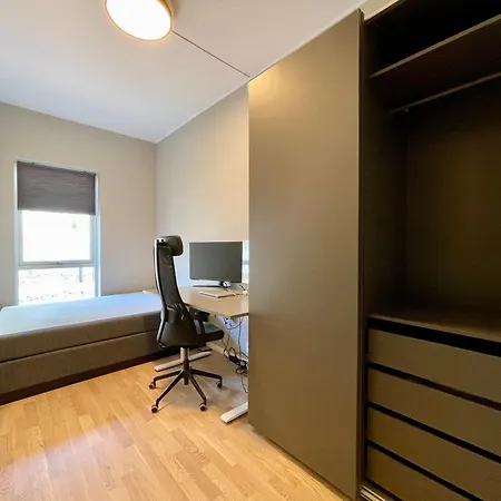 Brand-new 2025 Sunny Private Terrace - By The Sea Берген