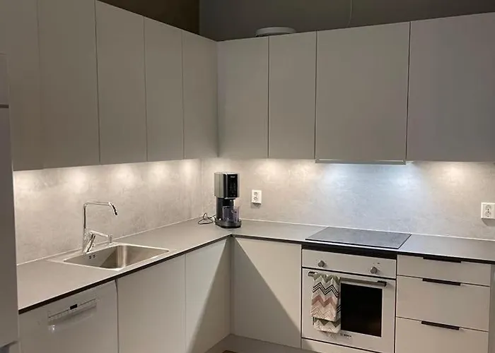 Brand-new 2025 Sunny Private Terrace - By The Sea