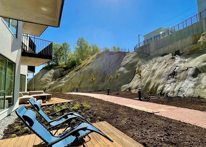 Brand-new 2025 Sunny Private Terrace - By The Sea *